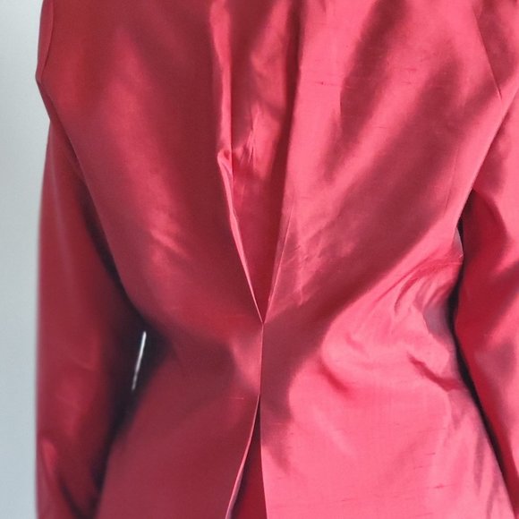 Silk Land Red Embroidered Button Up Blouse with beaded embellishments 100% silk - Picture 3 of 4